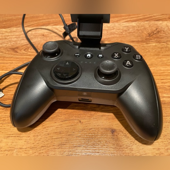 Rotor Riot (RR1852) Controller for Apple iOS7 or later devices - Black - Picture 8 of 10